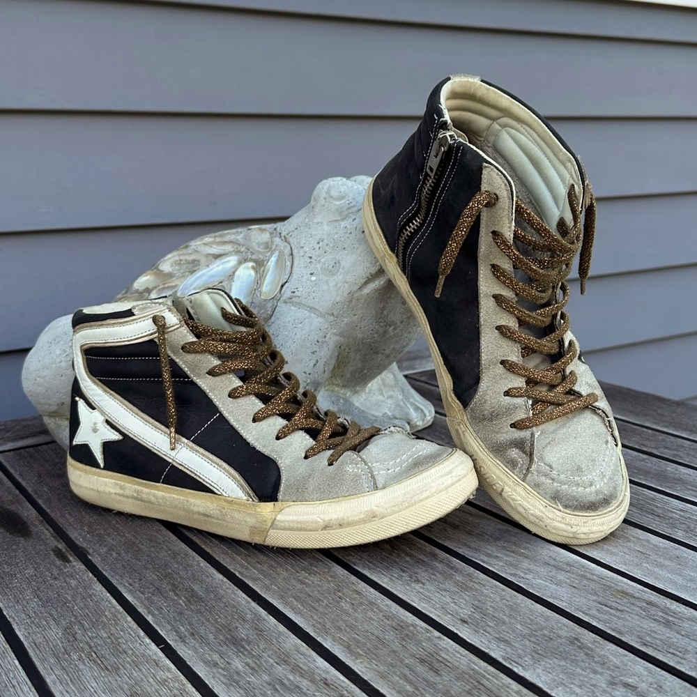🦢GOLDEN•GOOSE SLIDE SZ 37 (US 7)🦢